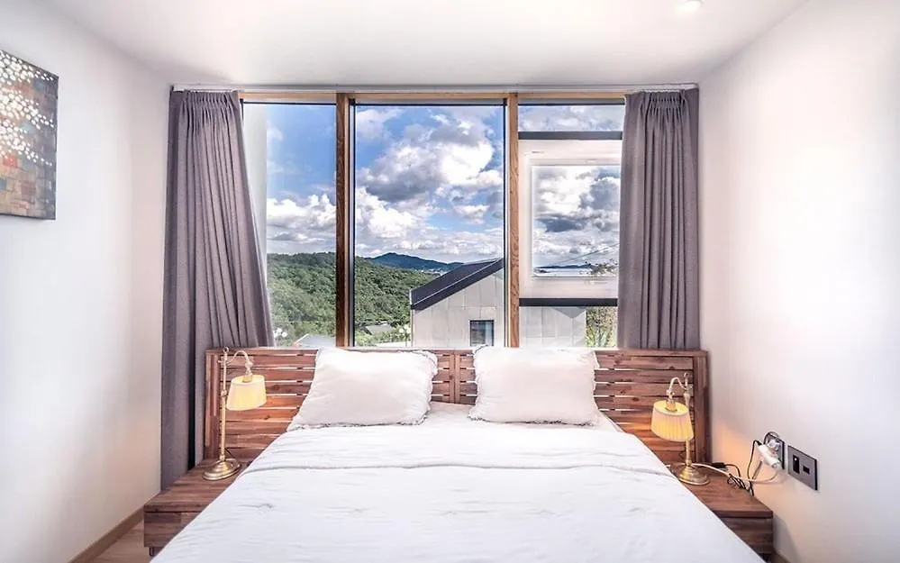 Ganghwa Maris Spa Pension Incheon Guest house