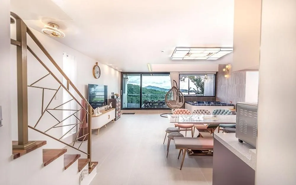 Ganghwa Maris Spa Pension Incheon