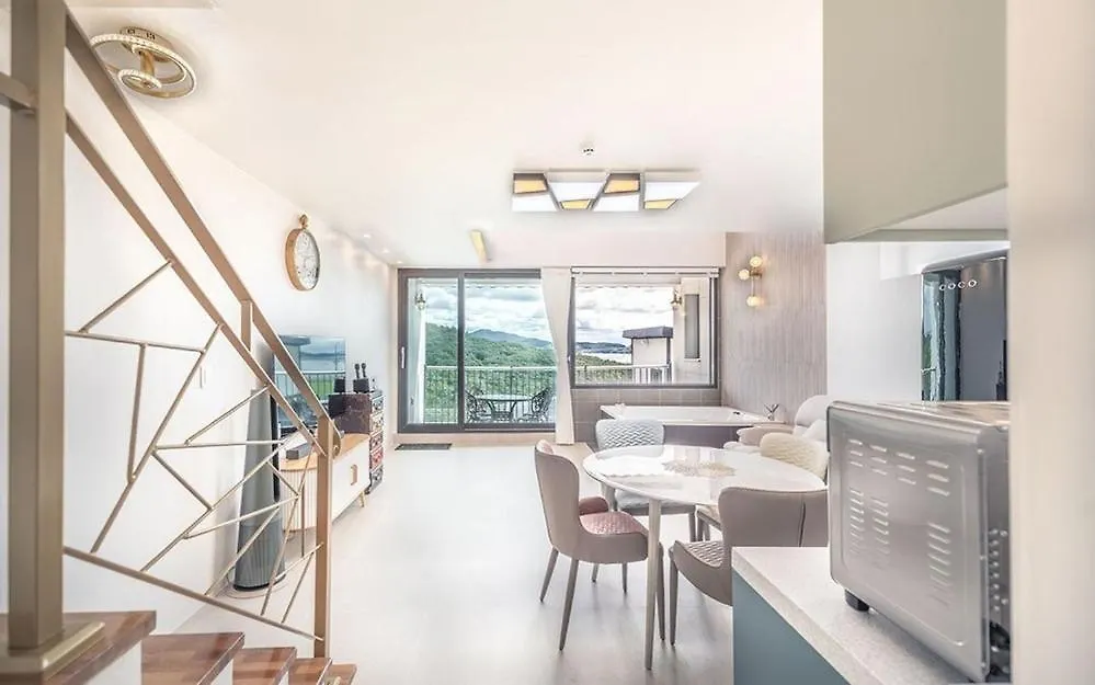 Ganghwa Maris Spa Pension Incheon 4*,