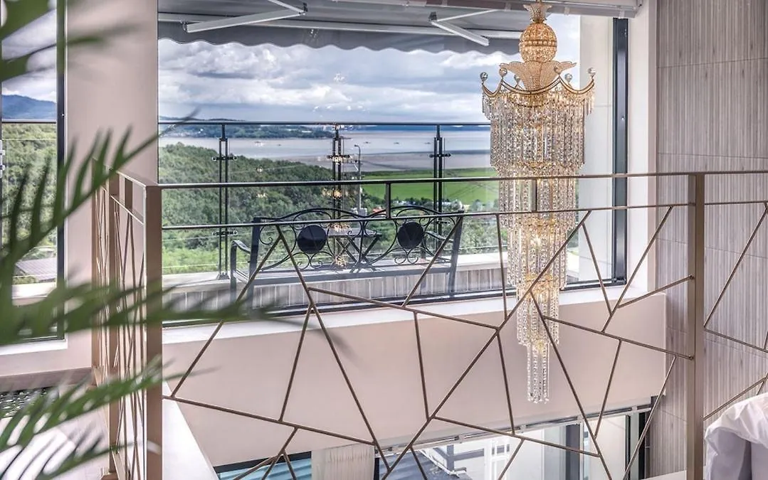 Ganghwa Maris Spa Pension Incheon 4*,  South Korea