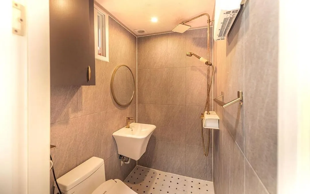 Ganghwa Maris Spa Pension Incheon Guest house