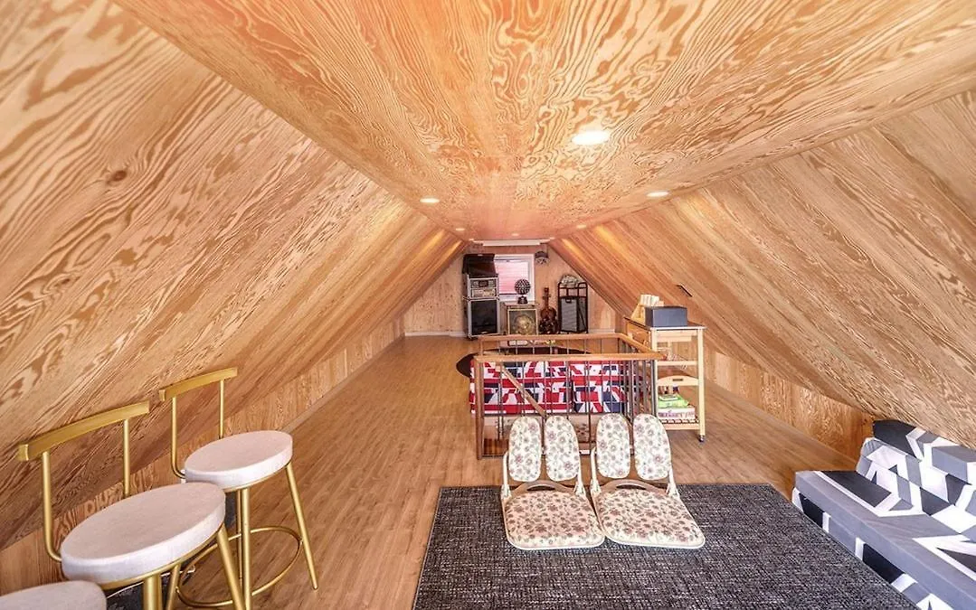 Ganghwa Maris Spa Pension Incheon Guest house